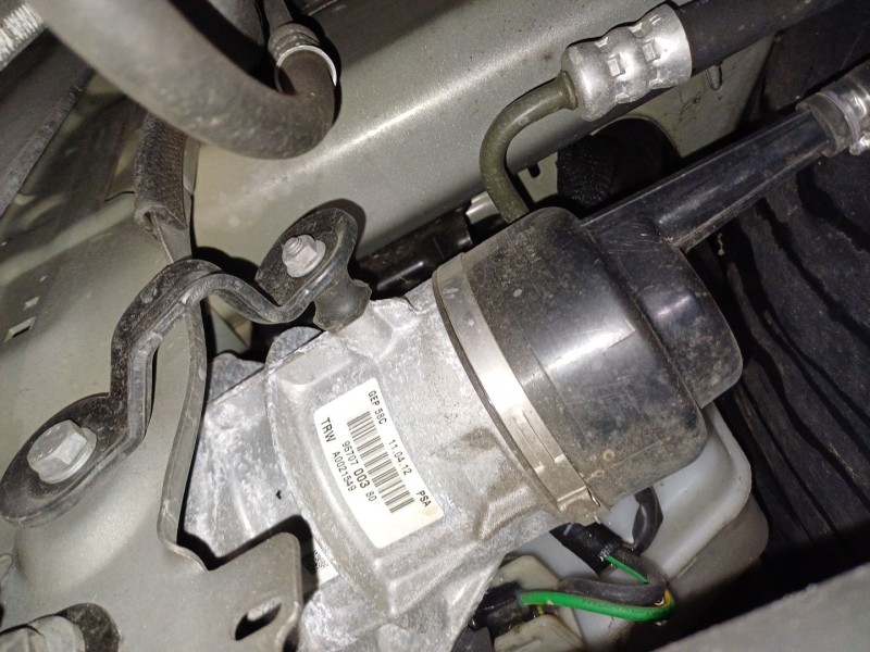 Recambio de bomba direccion para peugeot 308 i (4a_, 4c_) 1.6 hdi referencia OEM IAM 9670700380  