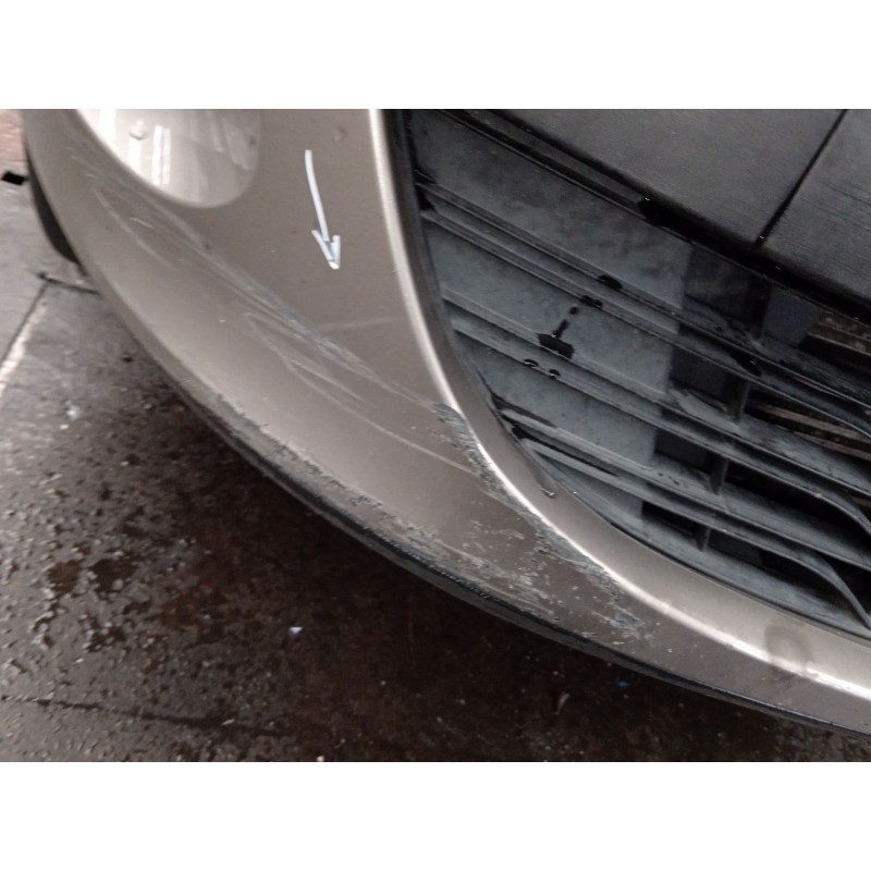 Recambio de paragolpes delantero para renault megane iii grandtour (kz0/1) 1.9 dci (kz0j, kz0n, kz1s) referencia OEM IAM   