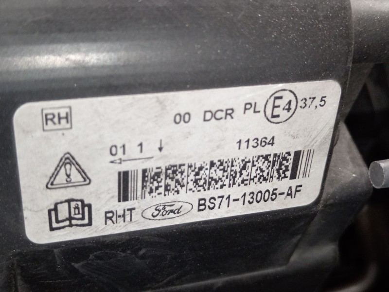 Recambio de faro derecho para ford mondeo iv (ba7) 2.0 tdci referencia OEM IAM BS7113005AF  