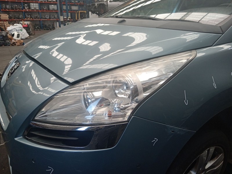 Recambio de faro izquierdo para peugeot 5008 (0u_, 0e_) 2.0 hdi 150 / bluehdi 150 referencia OEM IAM   