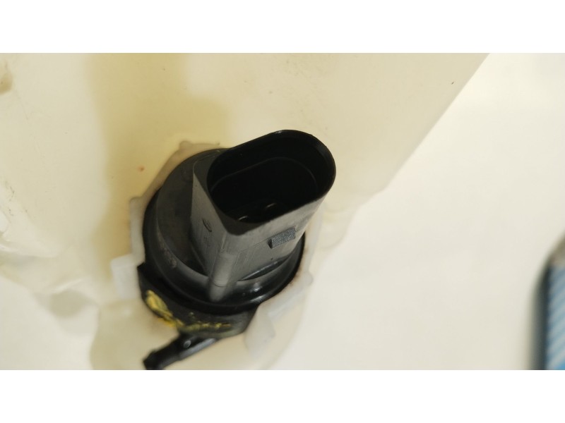 Recambio de deposito limpia para audi a5 sportback (8ta) 3.0 tdi quattro referencia OEM IAM 8T1955463B 8T0955453C 