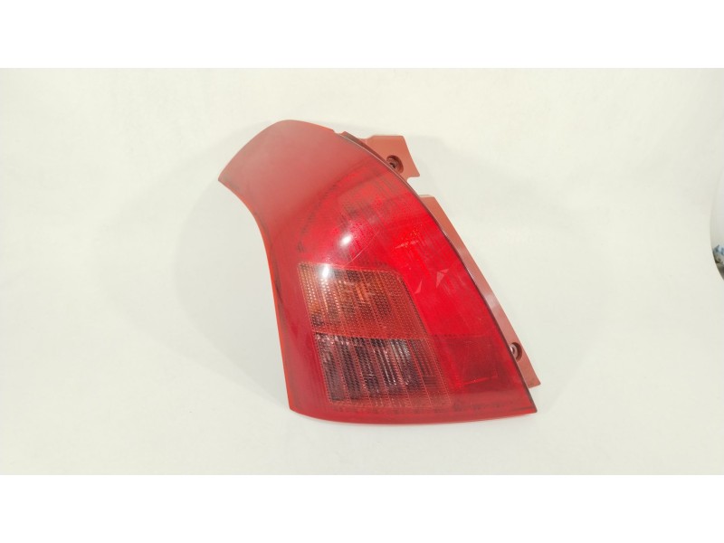 Recambio de piloto trasero izquierdo para suzuki swift iii (mz, ez) 1.5 (rs 415) referencia OEM IAM 3567062J00000  