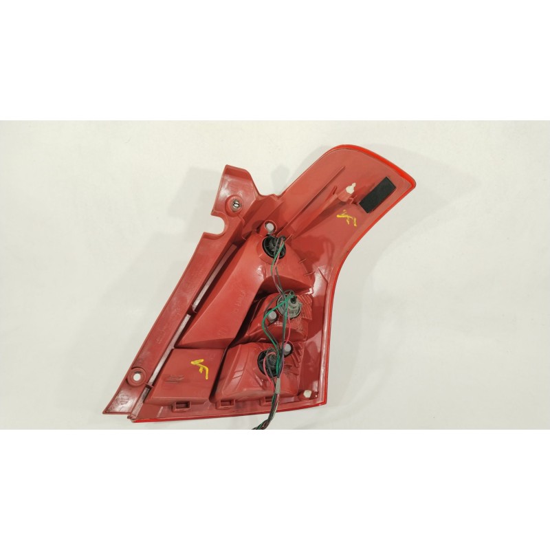 Recambio de piloto trasero izquierdo para suzuki swift iii (mz, ez) 1.5 (rs 415) referencia OEM IAM 3567062J00000  