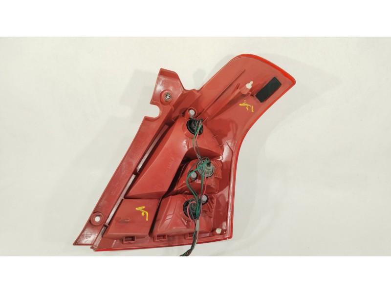 Recambio de piloto trasero izquierdo para suzuki swift iii (mz, ez) 1.5 (rs 415) referencia OEM IAM 3567062J00000  
