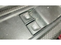 Recambio de mando elevalunas delantero izquierdo para dacia sandero iii 1.0 sce 65 referencia OEM IAM 254118044R  