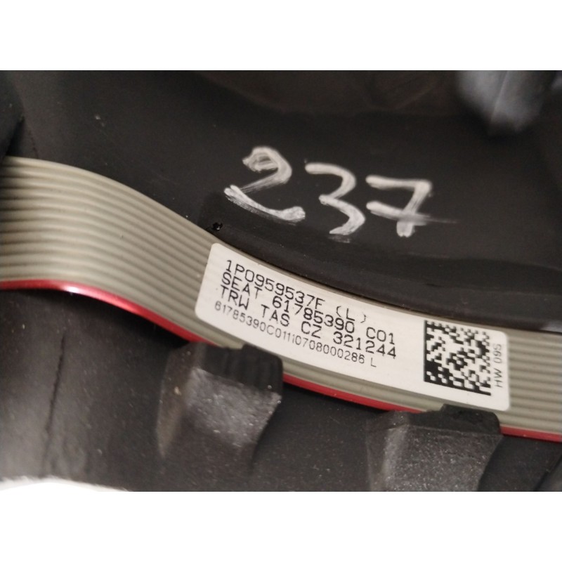 Recambio de volante para seat altea xl (5p5, 5p8) 2.0 tdi 16v referencia OEM IAM 5P0419091AE 1P0959542A 1P0959537F