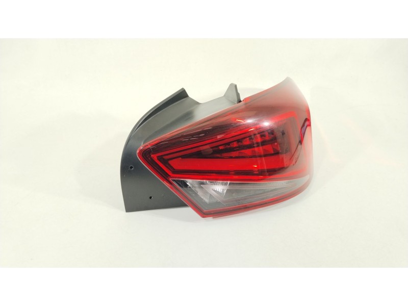 Recambio de piloto trasero derecho para seat ibiza v (kj1, kjg) 1.0 tsi referencia OEM IAM 6F0945208H 2SK2298013002 