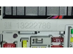 Recambio de caja reles / fusibles para opel astra j (p10) 2.0 cdti (68) referencia OEM IAM 13222786   2