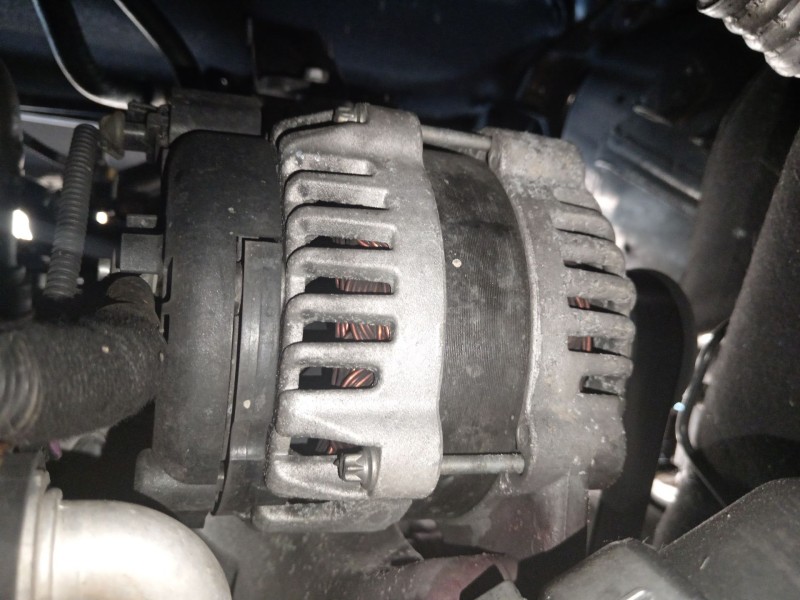 Recambio de alternador para opel astra j (p10) 2.0 cdti (68) referencia OEM IAM 13502583  