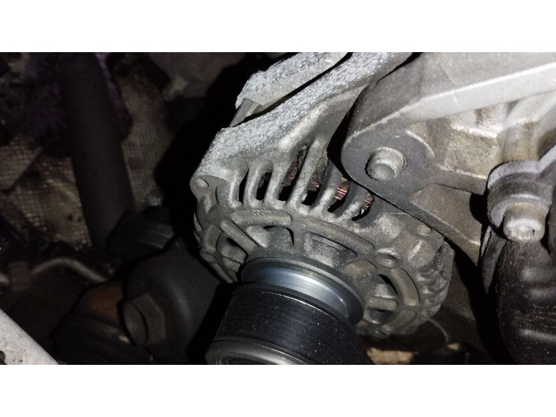 Recambio de alternador para opel insignia a (g09) 2.0 cdti (68) referencia OEM IAM 13502583  