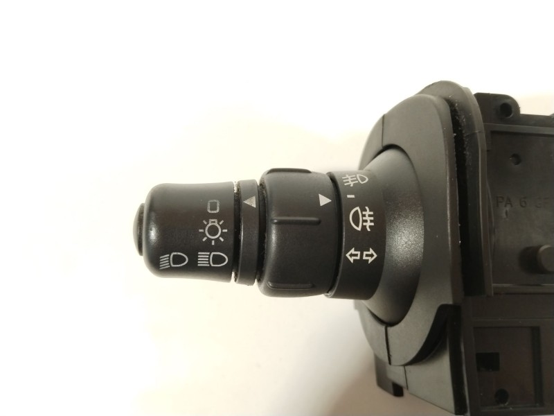 Recambio de mando luces para renault scénic ii (jm0/1_) 1.5 dci (jm1e, jm16) referencia OEM IAM 7701060396  