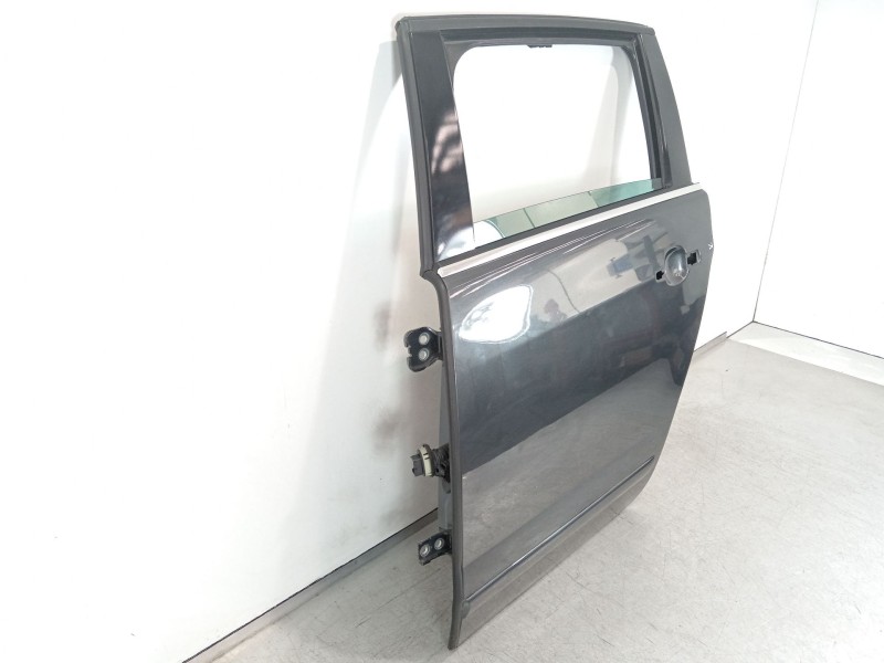Recambio de puerta trasera izquierda para peugeot 5008 sport pack referencia OEM IAM 9008V7  