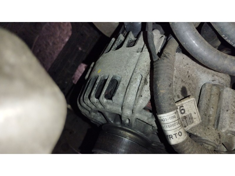 Recambio de alternador para hyundai i30 (gd) 1.6 crdi referencia OEM IAM 373002A601 TG12C140 