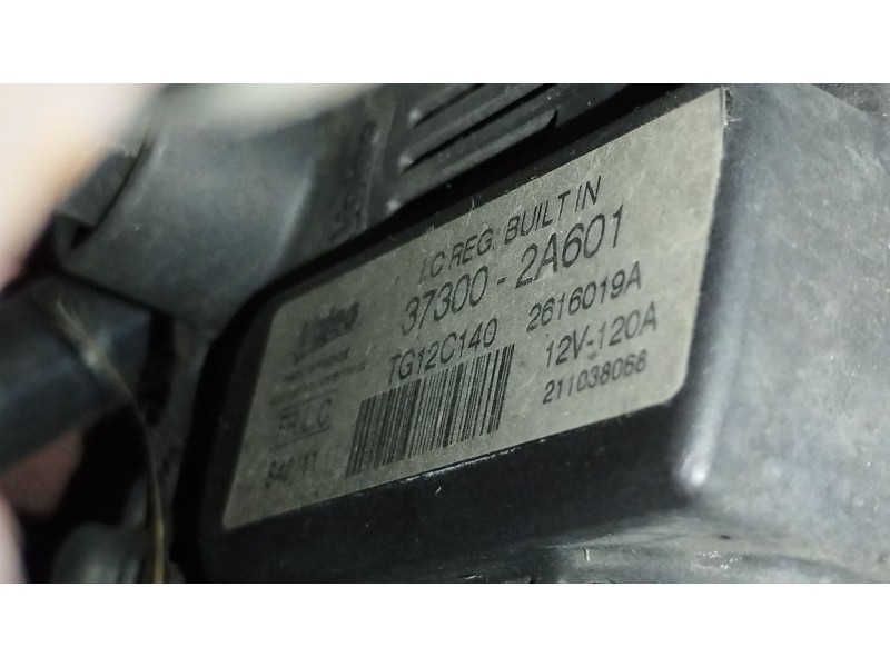 Recambio de alternador para hyundai i30 (gd) 1.6 crdi referencia OEM IAM 373002A601 TG12C140 