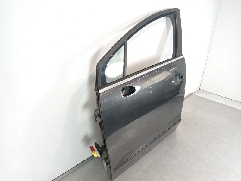 Recambio de puerta delantera izquierda para peugeot 5008 sport pack referencia OEM IAM 9002AR  