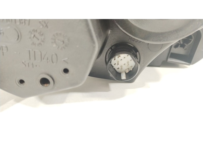 Recambio de faro izquierdo para fiat grande punto (199_) 1.4 (199axb1a) referencia OEM IAM 51701593 89101387 