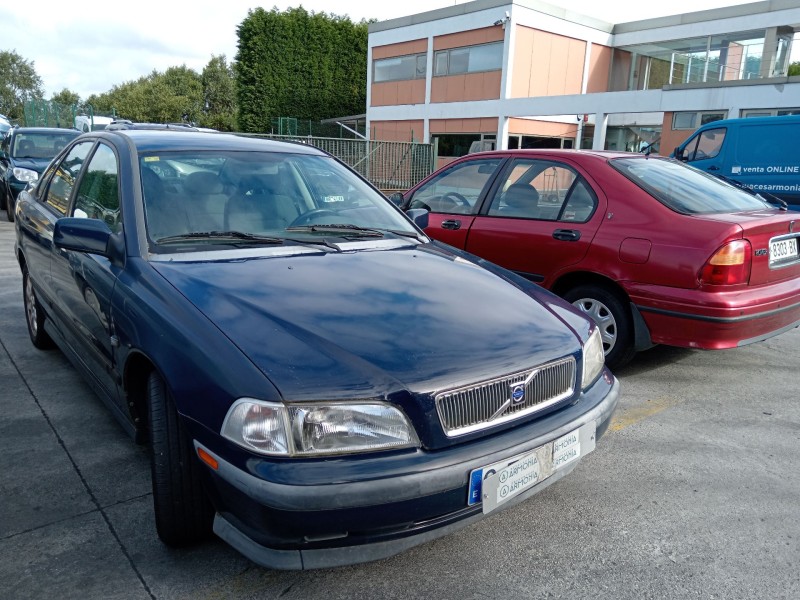 volvo s40 i (644) del año 2000