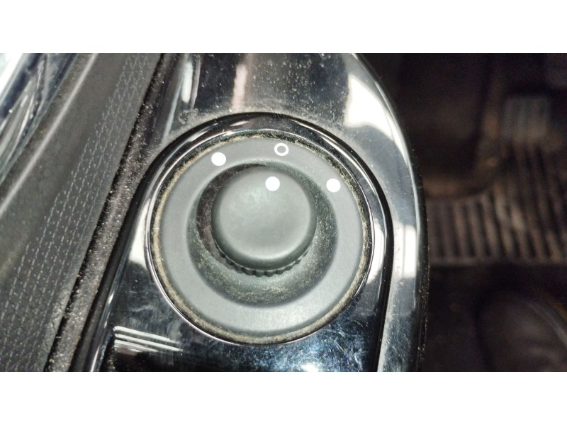 Recambio de mando retrovisor para renault clio iv (bh_) 0.9 tce 90 referencia OEM IAM   
