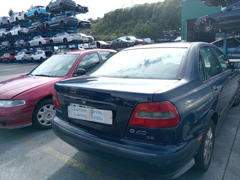 volvo s40 i (644) del año 2000