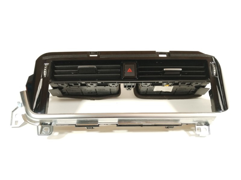 Recambio de rejilla aireadora para nissan qashqai iii (j12) 1.3 dig-t referencia OEM IAM 687516RR0A  