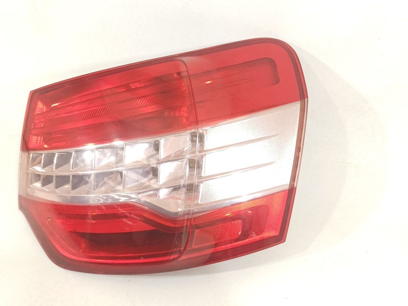 Recambio de piloto trasero derecho para citroën c5 iii (rd_) 2.0 hdi (rdrhda) referencia OEM IAM 9681063680  