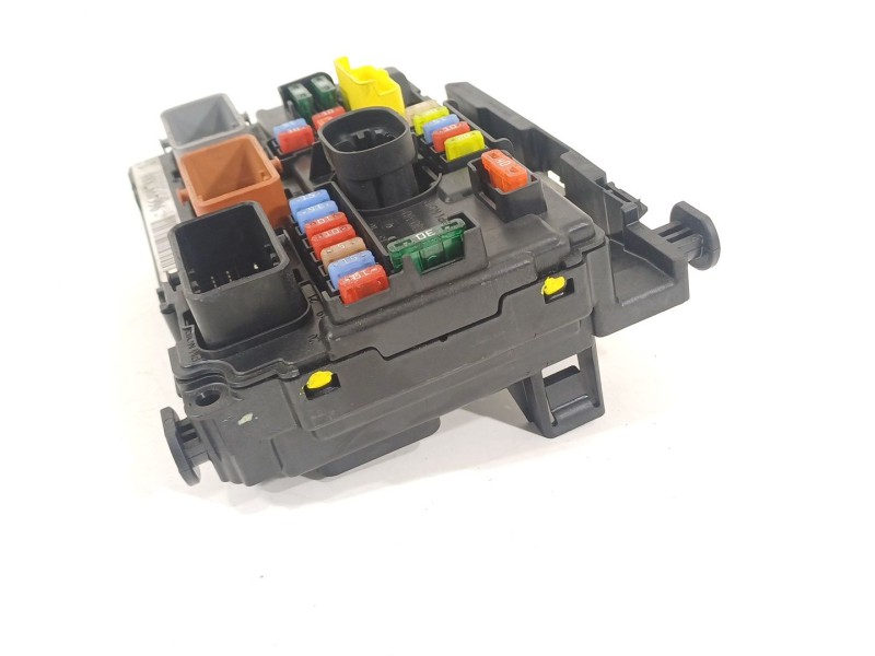 Recambio de caja reles / fusibles para citroën c2 (jm_) 1.4 referencia OEM IAM 9664997880 BSMR0900 