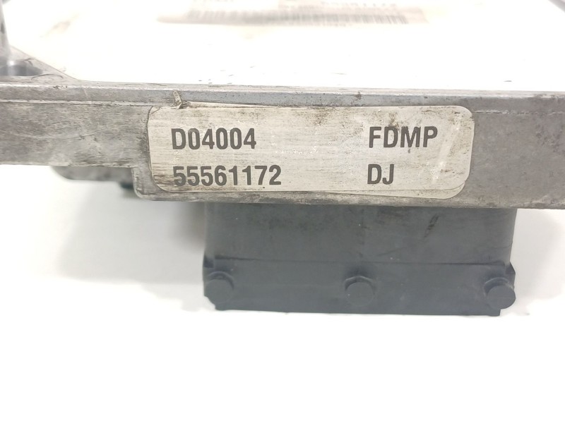 Recambio de centralita motor uce para opel astra h (a04) 1.6 (l48) referencia OEM IAM 55561172  