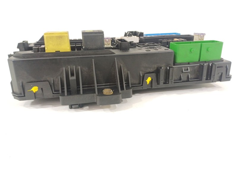 Recambio de caja reles / fusibles para opel astra h (a04) 1.6 (l48) referencia OEM IAM 13222173 5DK00866933 