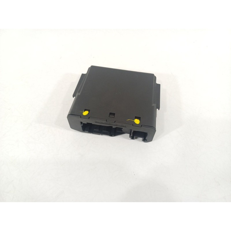 Recambio de caja reles / fusibles para toyota yaris (_p21_, _pa1_, _ph1_) 1.5 hybrid (mxph11) referencia OEM IAM 8264452060  