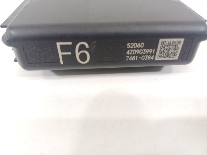 Recambio de caja reles / fusibles para toyota yaris (_p21_, _pa1_, _ph1_) 1.5 hybrid (mxph11) referencia OEM IAM 8264452060  