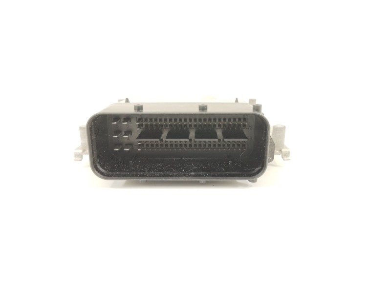 Recambio de centralita motor uce para hyundai i10 ii (ba, ia) 1.0 referencia OEM IAM 3910104591 1038407763 