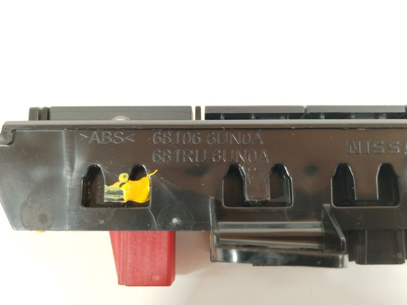 Recambio de interruptor para nissan qashqai iii (j12) 1.3 dig-t referencia OEM IAM 681066UN0A  