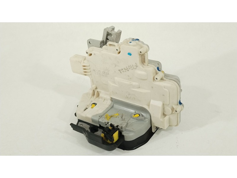 Recambio de cerradura puerta delantera izquierda para audi a3 (8p1) 2.0 tdi 16v referencia OEM IAM 4F2837015  