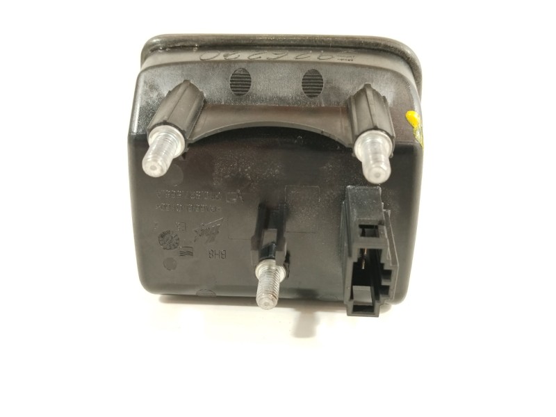 Recambio de maneta exterior porton para seat leon sc (5f5) style referencia OEM IAM 5F0827565A  