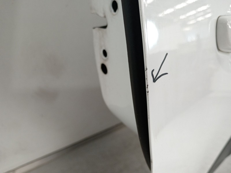 Recambio de puerta trasera derecha para citroën c3 feel referencia OEM IAM 9812716680  