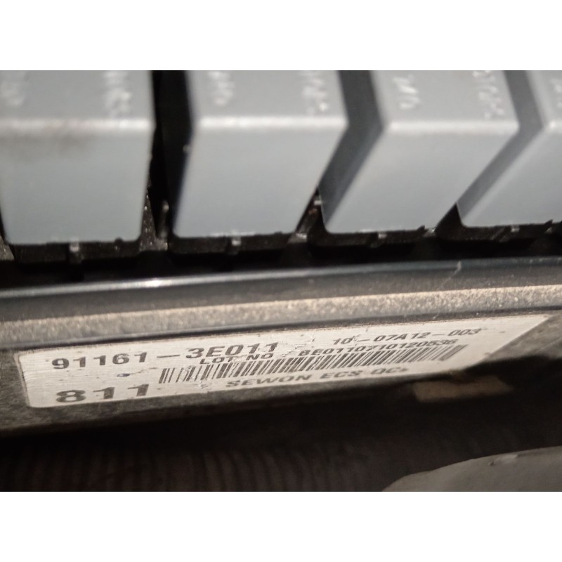 Recambio de caja reles / fusibles para kia sorento i (jc) 2.5 crdi referencia OEM IAM 911613E011 1007A12003 