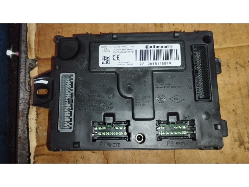 Recambio de caja reles / fusibles para renault clio iv (bh_) 0.9 tce 90 referencia OEM IAM 284B11867R  