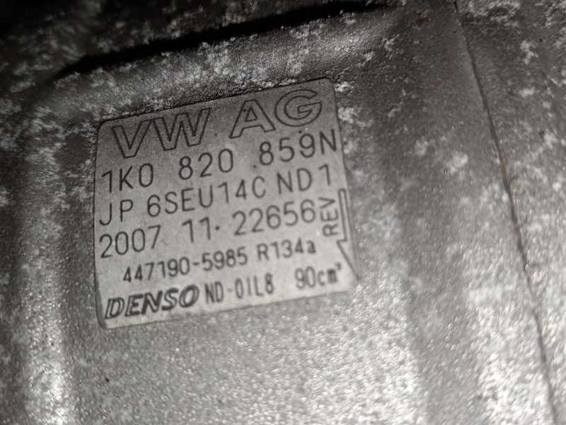 Recambio de compresor aire acondicionado para audi a3 sportback (8pa) 1.6 referencia OEM IAM 1K0820859N  