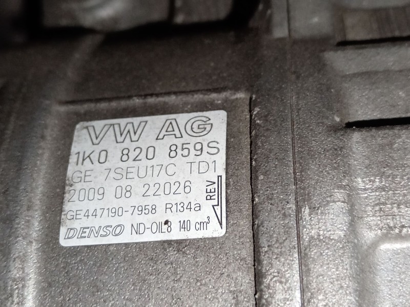 Recambio de compresor aire acondicionado para seat altea (5p1) 1.6 referencia OEM IAM 1K0820859S  