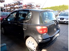 toyota yaris (_p1_) del año 2004 2