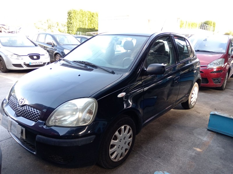 toyota yaris (_p1_) del año 2004