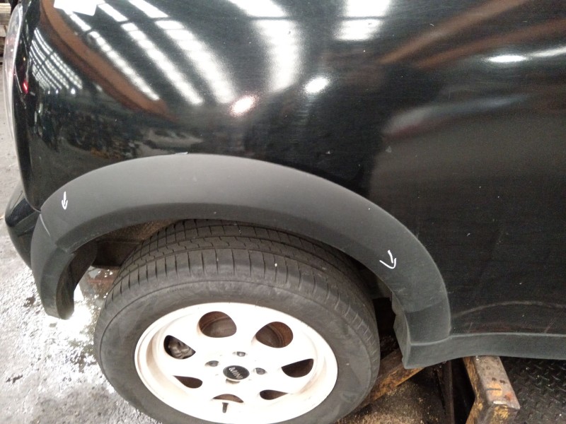 Recambio de aletin trasero derecho para mini mini (r50, r53) cooper referencia OEM IAM 51131505868  