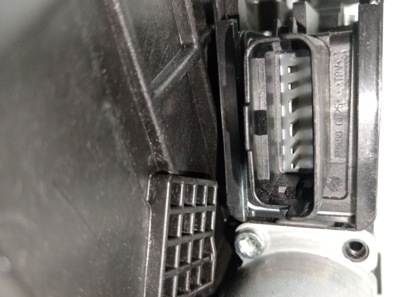 Recambio de elevalunas delantero derecho para kia sorento () referencia OEM IAM 82480P2070 82460P2010 