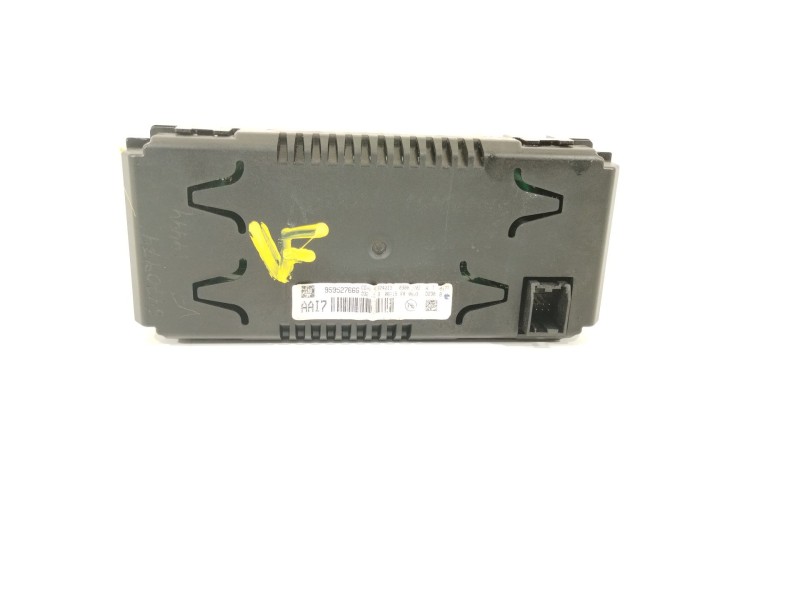Recambio de pantalla multifuncion para chevrolet cruze (j300) 1.6 referencia OEM IAM 95952766G  