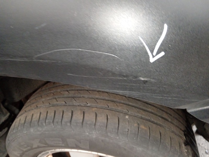 Recambio de aletin delantero derecho para hyundai tucson (jm) 2.0 referencia OEM IAM   
