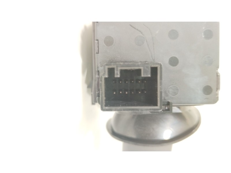 Recambio de mando intermitentes para chevrolet cruze (j300) 1.6 referencia OEM IAM 13500692  