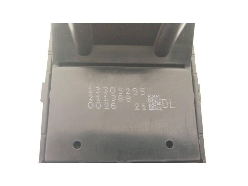 Recambio de mando elevalunas delantero izquierdo para chevrolet cruze (j300) 1.6 referencia OEM IAM 13305295  