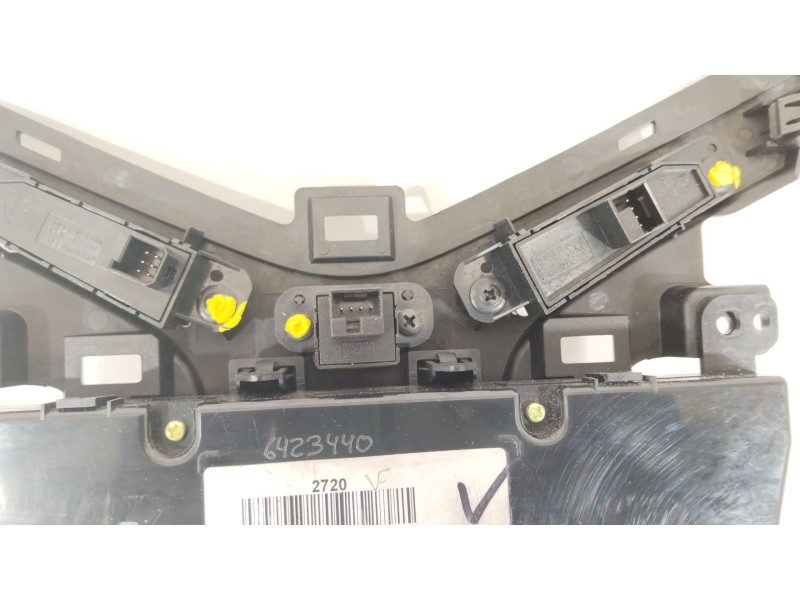 Recambio de mando climatizador para chevrolet cruze (j300) 1.6 referencia OEM IAM 3827208  