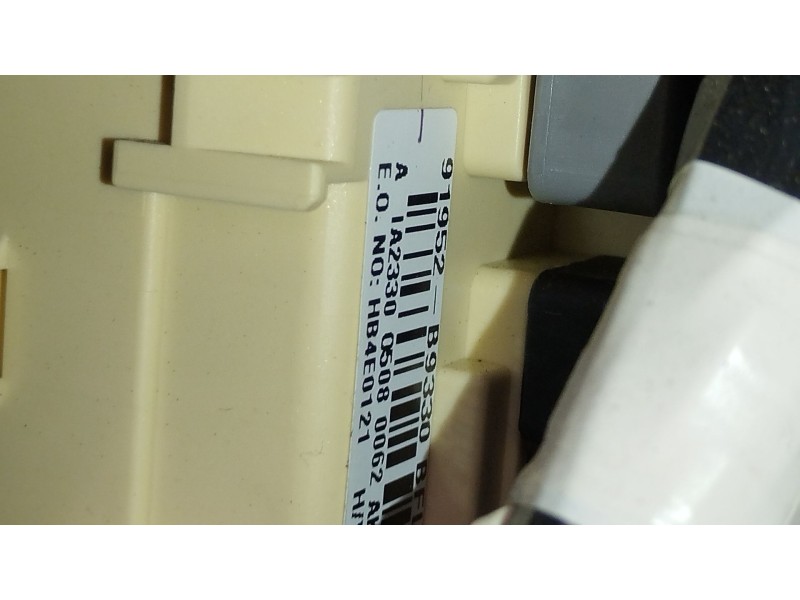 Recambio de caja reles / fusibles para hyundai i10 ii (ba, ia) 1.0 referencia OEM IAM 91952B9330  