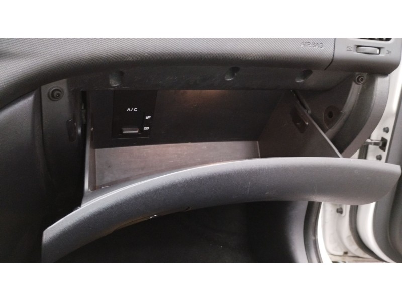 Recambio de guantera para hyundai i30 (gd) 1.6 crdi referencia OEM IAM   